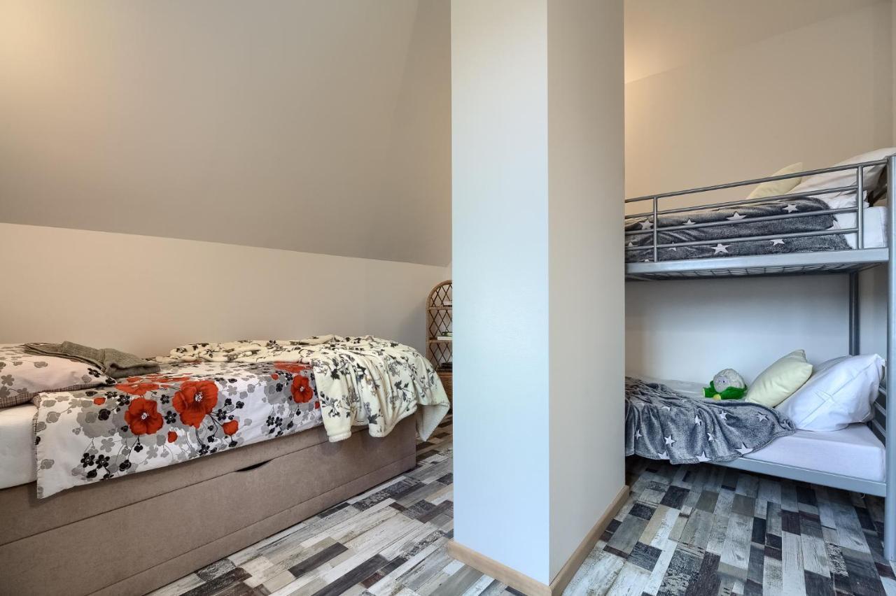 Stara Mleczarnia Lägenhet Tylicz Exteriör bild