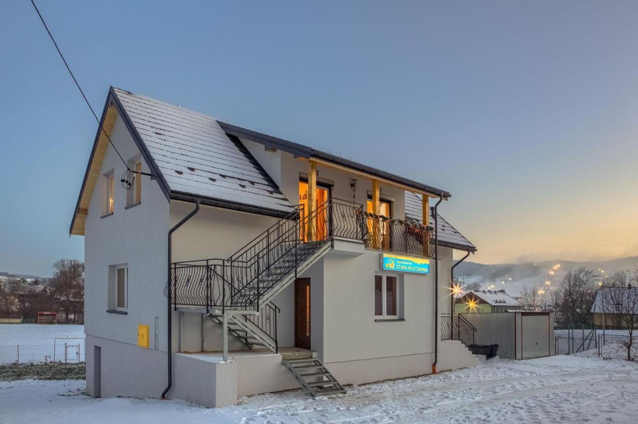 Stara Mleczarnia Lägenhet Tylicz Exteriör bild